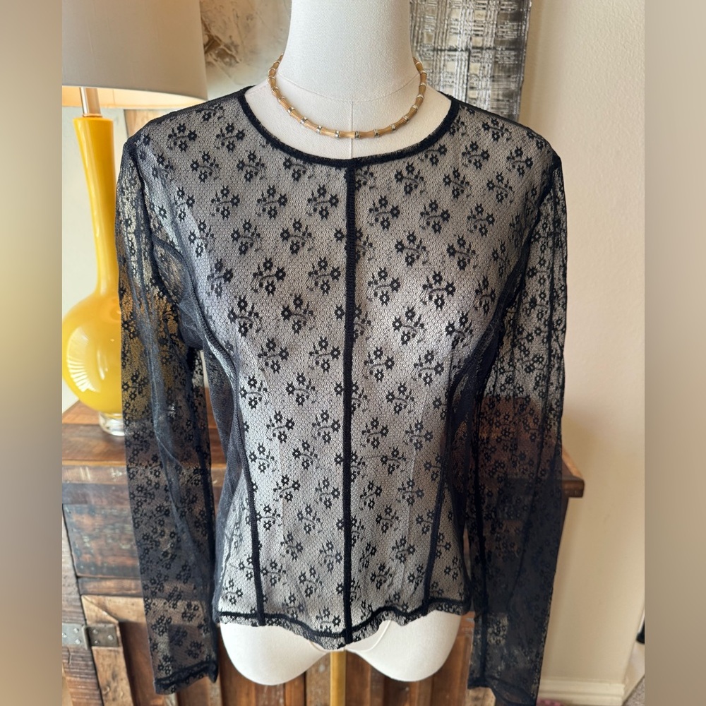 TopShop Black Lace Top - size 10 (M) - Picture 6 of 13